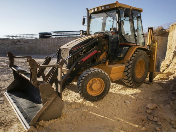 Dê um upgrade na sua retroescavadeira Case: peças internas que aumentam desempenho e durabilidade